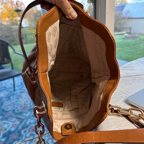 Michael Kors Hand Bag - Picture 3 of 7